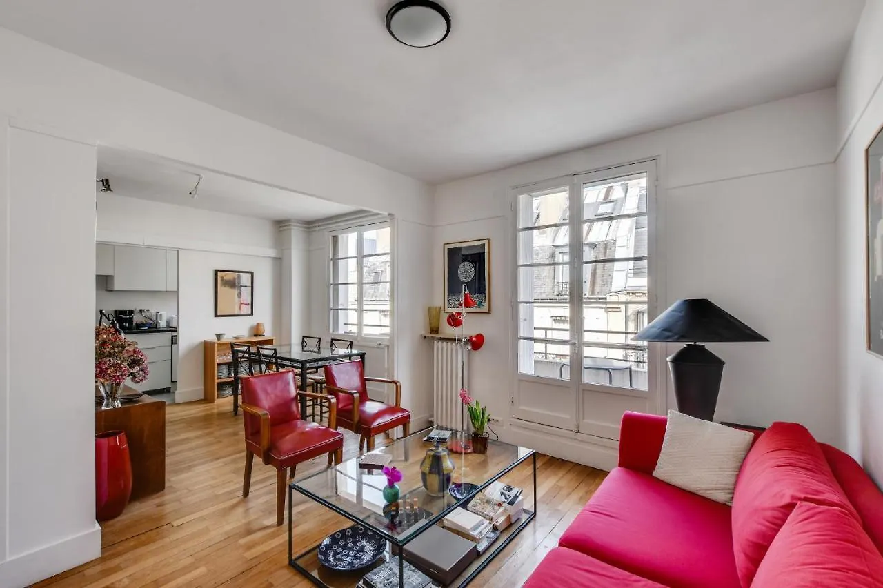 Design With Terrace By Weekome Apartment